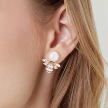 Load image into Gallery viewer, Anthia Jewelry Queen Bee Synthetic Pearl with Enamel Silver Earrings in Pink
