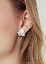 Load image into Gallery viewer, Anthia Jewelry Queen Bee Synthetic Pearl with Enamel Silver Earrings in Black
