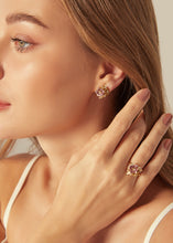 Load image into Gallery viewer, Anthia Jewelry Irean Pink &amp; Gold Vintage Aluminium Flowers Studs Silver Earrings
