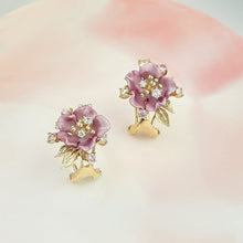 Load image into Gallery viewer, Anthia Jewelry Irean Pink Vintage Aluminium Single Flower Studs Silver Earrings

