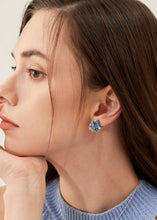 Load image into Gallery viewer, Anthia Jewelry Spring Fling Imitate Blue Topaz Cushion Cut Silver Earrings

