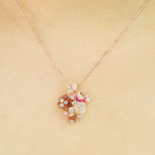 Load image into Gallery viewer, Anthia Jewelry Natura  Pink Rose Quartz Flowers Craving Silver Pendant Necklace
