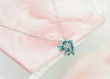 Load image into Gallery viewer, Anthia Jewelry Irean Light Blue Vintage Aluminium Single Flower Silver Pendant Necklace
