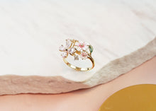 Load image into Gallery viewer, Anthia Jewelry Spring Fling Pink Imitate Diamond Pear Cut Silver Ring
